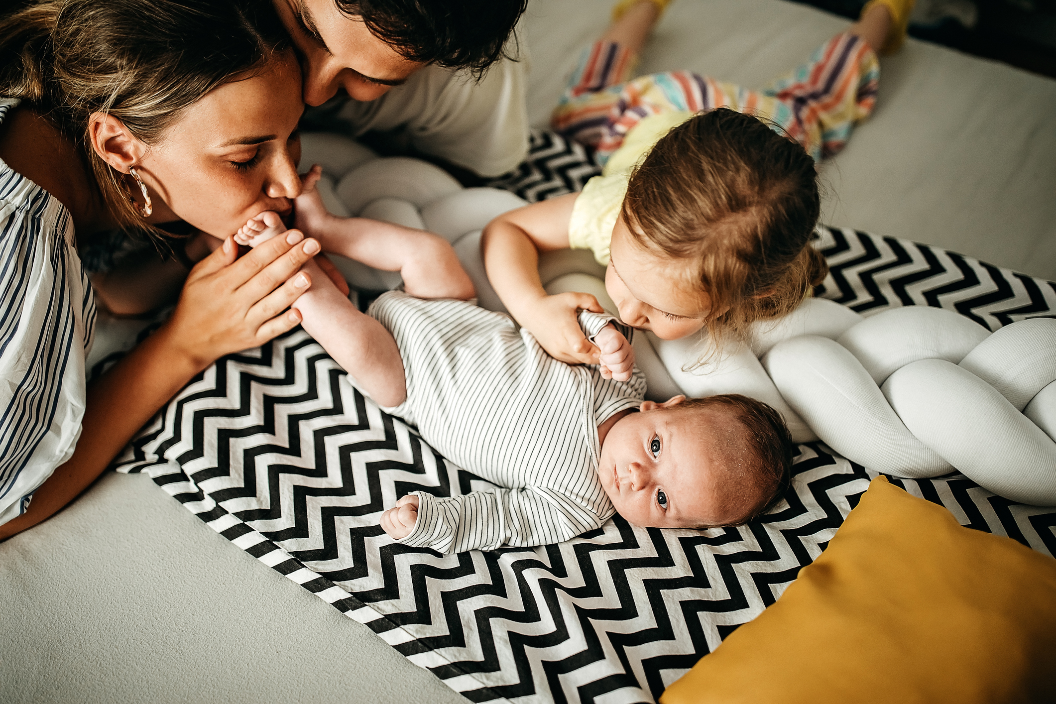 Essential Breastfeeding Supplies for Nursing Moms - FamilyEducation