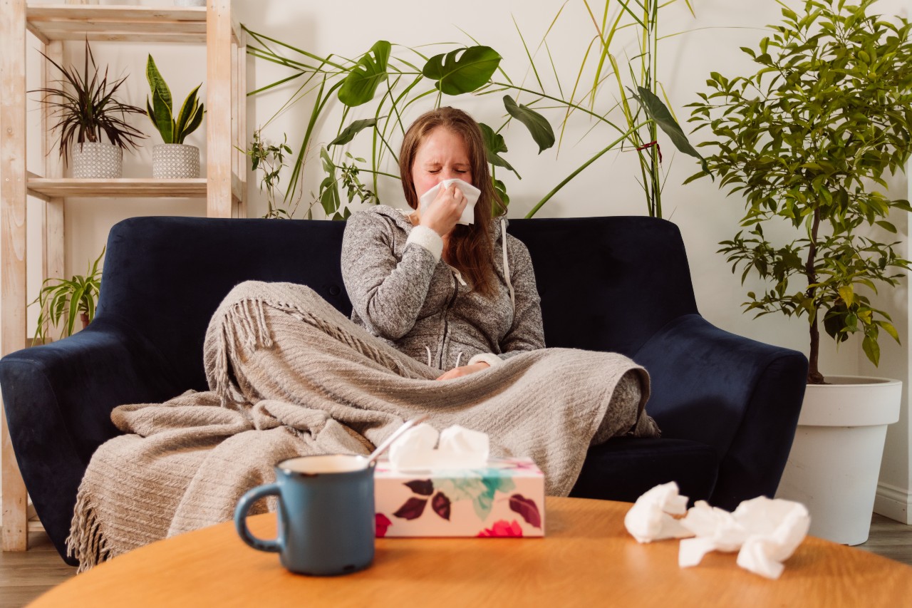 https://www.jeffersonhealth.org/content/dam/health2021/images/photos/stock/people/non-clinical/sick-woman-sitting-on-the-couch.jpg